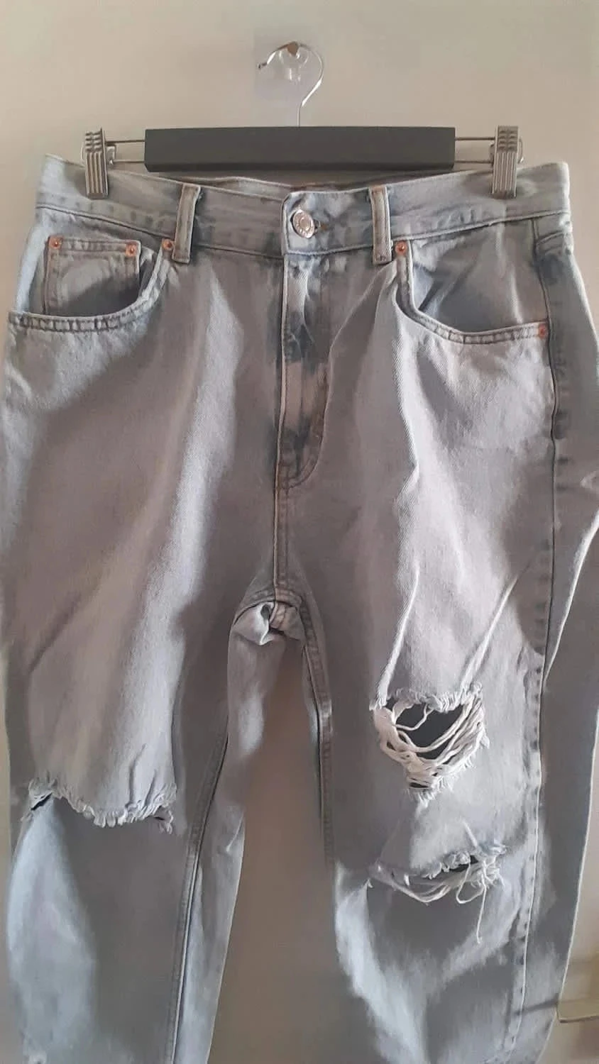 Jeans rasgados, cor azul claro, Tamanho 42, Marca Pull & Bear – photo 2